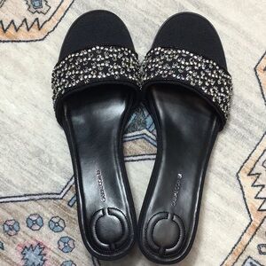 Casual Corner ‘Imelda’ Black Leather Rhinestone Kitten Heel Mule Sandals Sz.9.5
